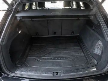 VW Touareg TDI R-Line Pano IQLight AHK Kam. Leder
