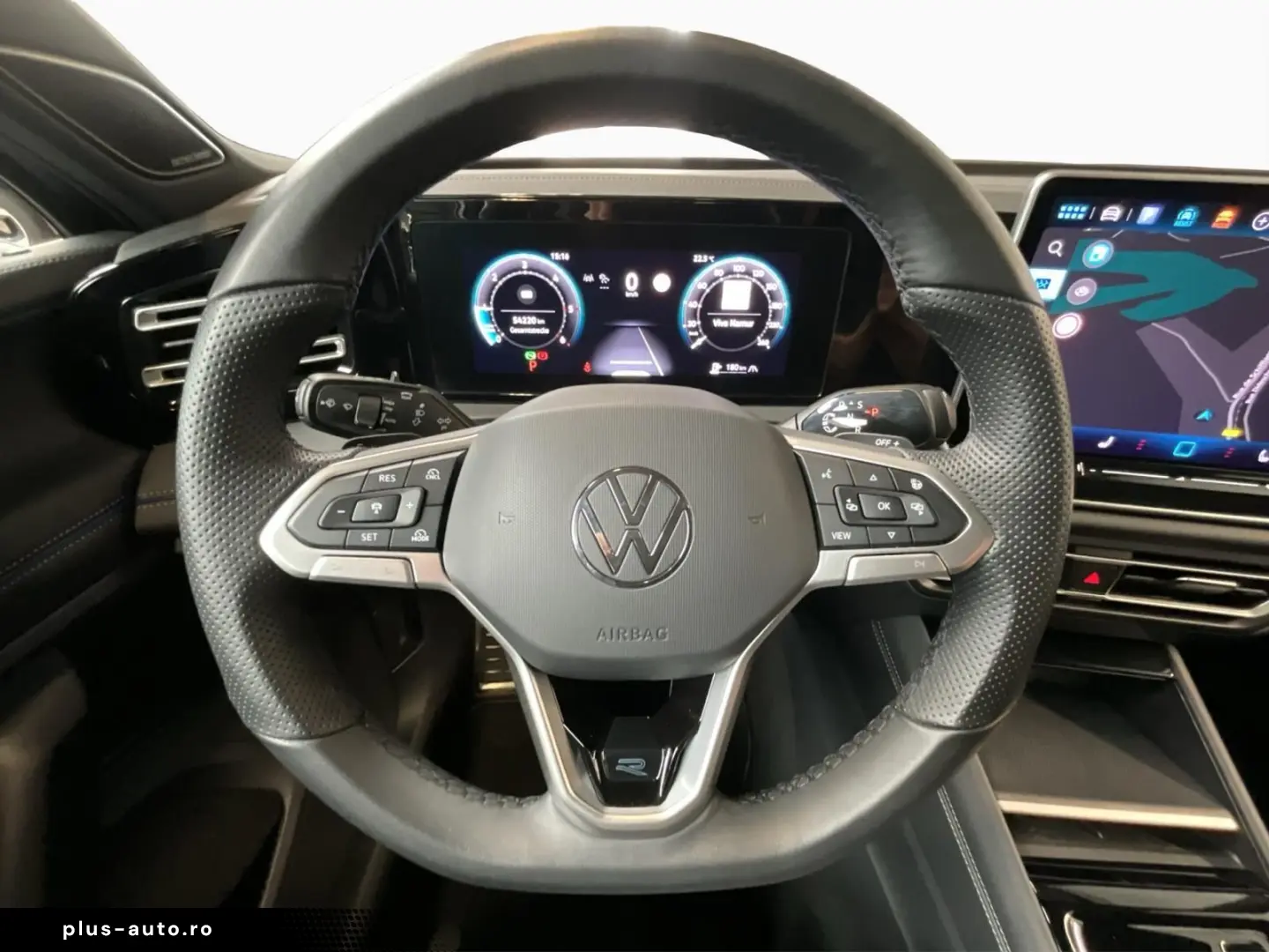 VW Tiguan R-Line DSG Harman Black-Style Pano P.Assi