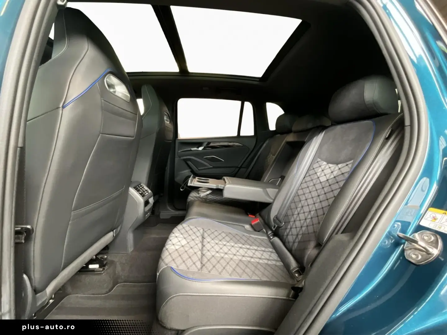 VW Tiguan R-Line DSG Harman Black-Style Pano P.Assi