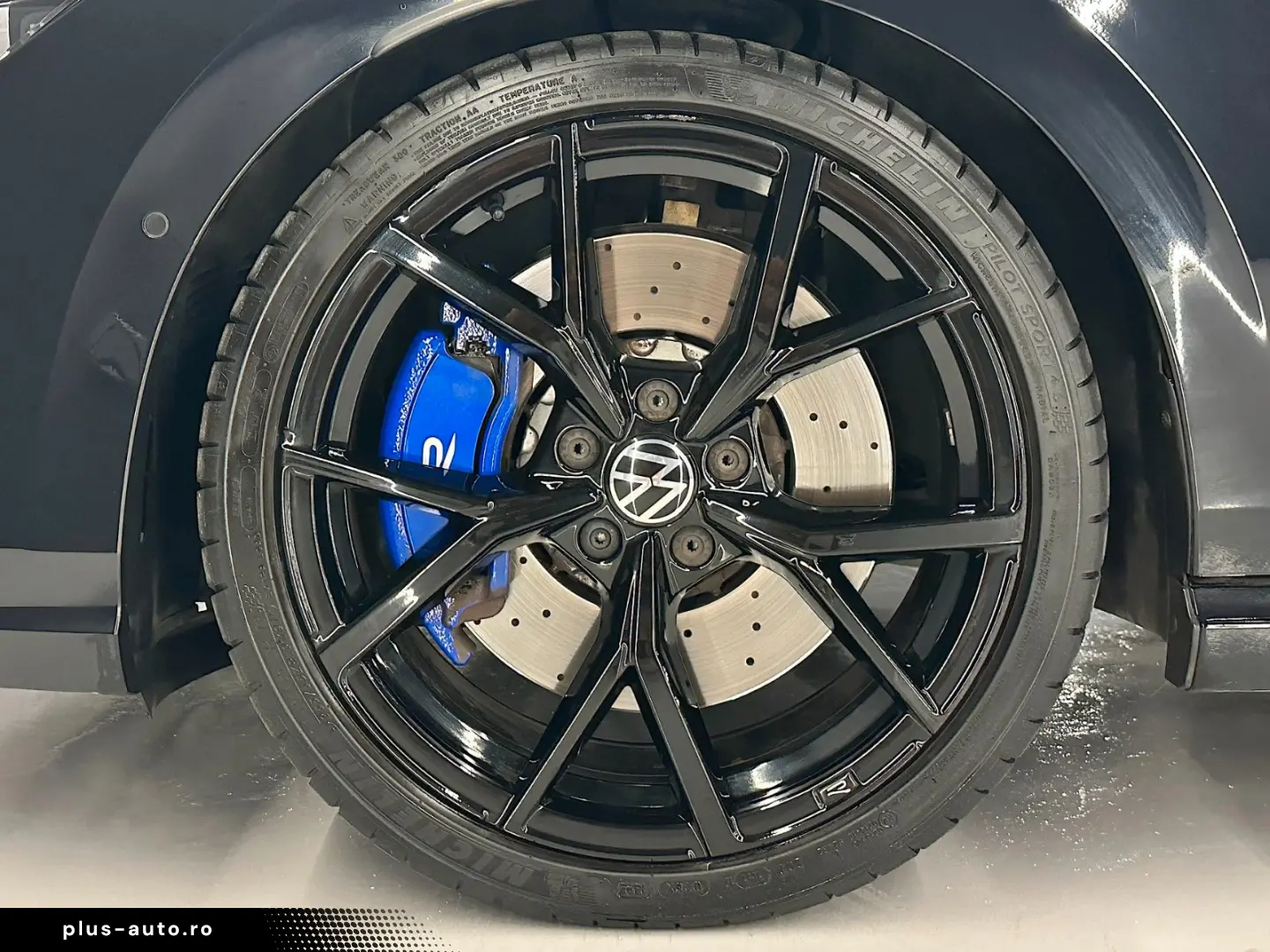 VW Golf 2.0 TSI DSG 4MOTION  R  MK8