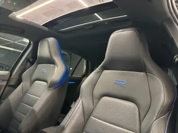 VW Golf 2.0 TSI DSG 4MOTION  R  MK8
