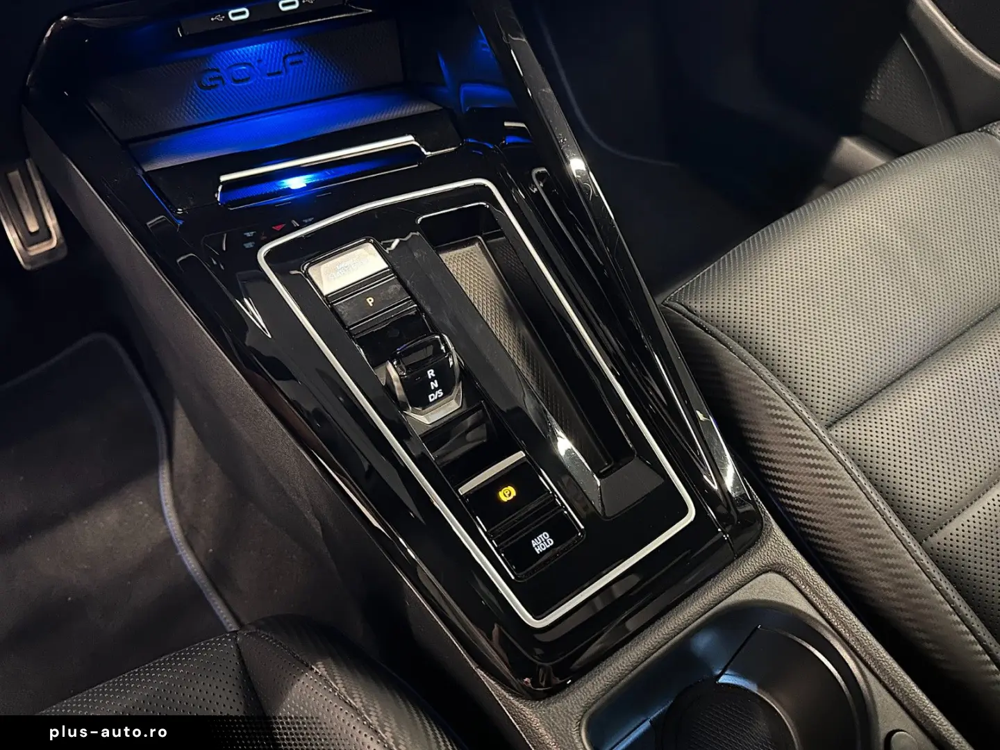 VW Golf 2.0 TSI DSG 4MOTION  R  MK8