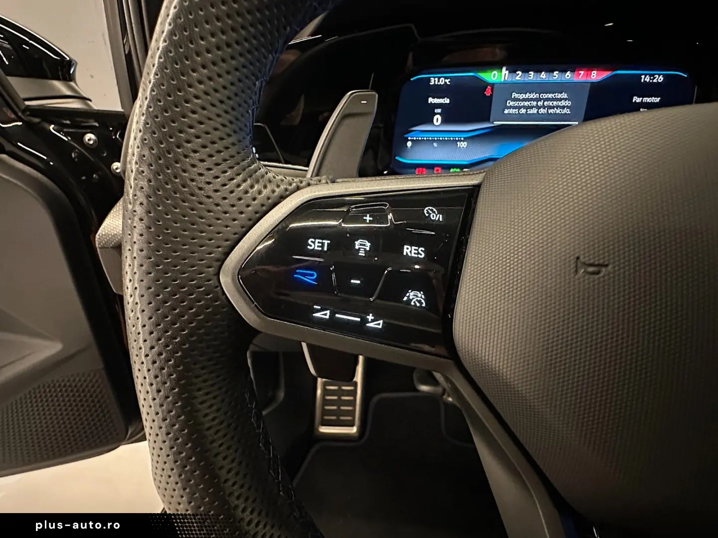 VW Golf 2.0 TSI DSG 4MOTION  R  MK8