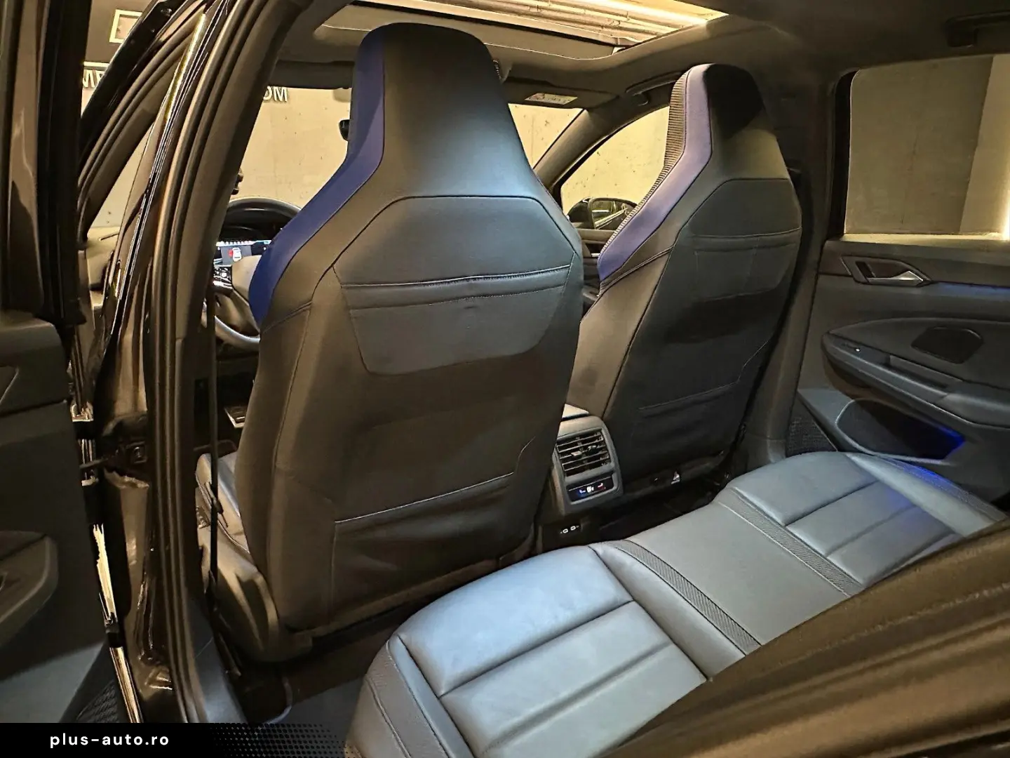 VW Golf 2.0 TSI DSG 4MOTION  R  MK8
