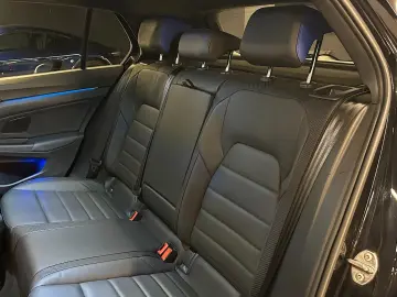 VW Golf 2.0 TSI DSG 4MOTION  R  MK8