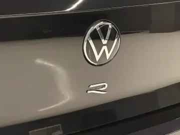 VW Golf 2.0 TSI DSG 4MOTION  R  MK8