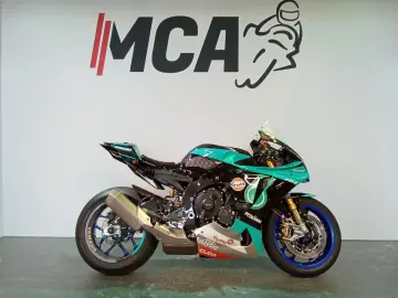 YAMAHA R1 M