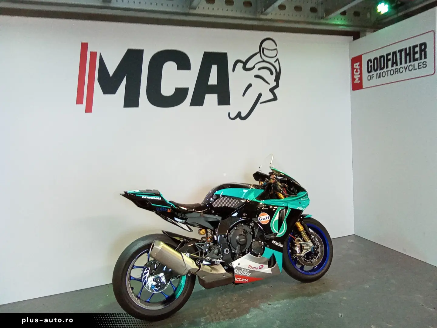 YAMAHA R1 M