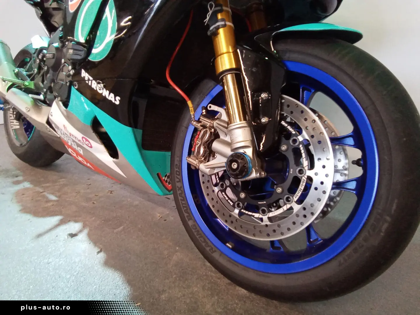 YAMAHA R1 M