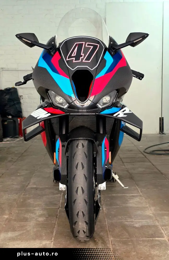 BMW M1000RR