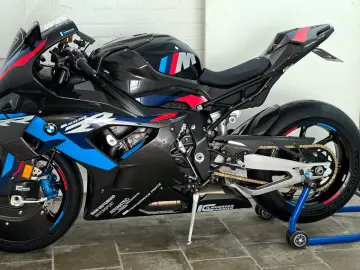 BMW M1000RR