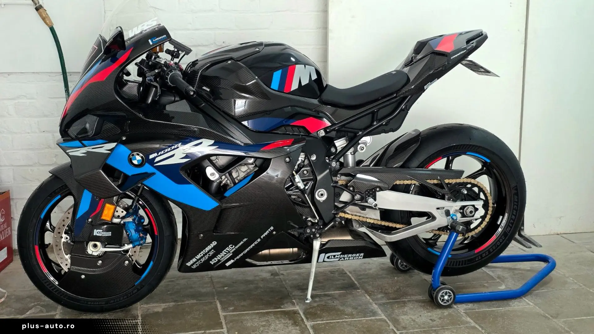 BMW M1000RR