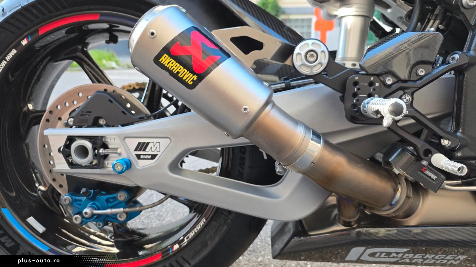 BMW M1000RR