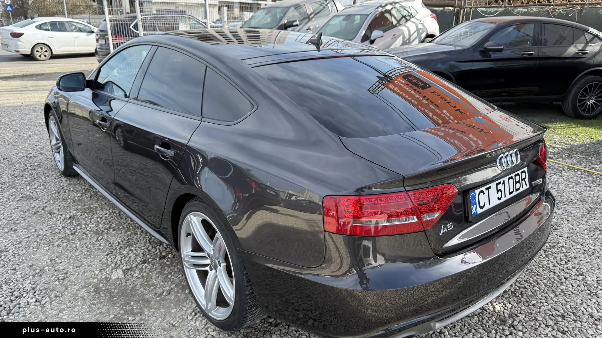 S-line  interior-exterior