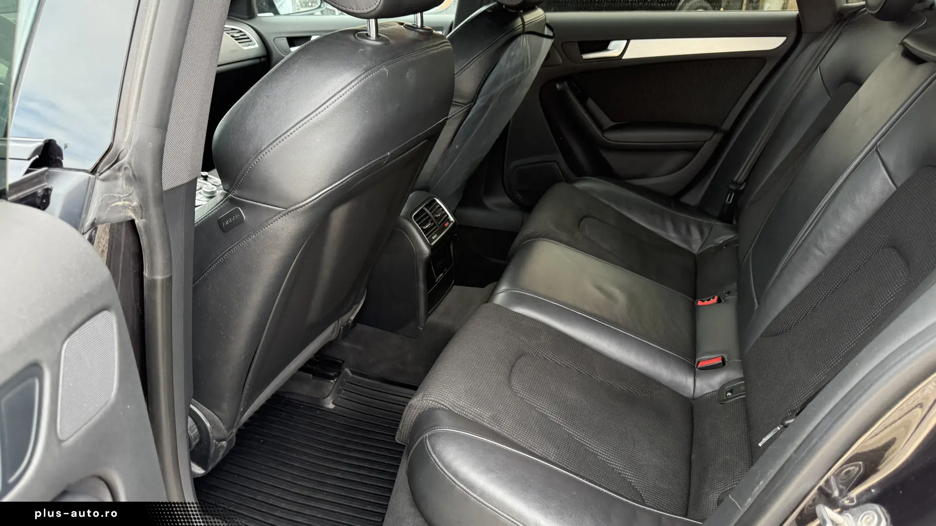 S-line  interior-exterior