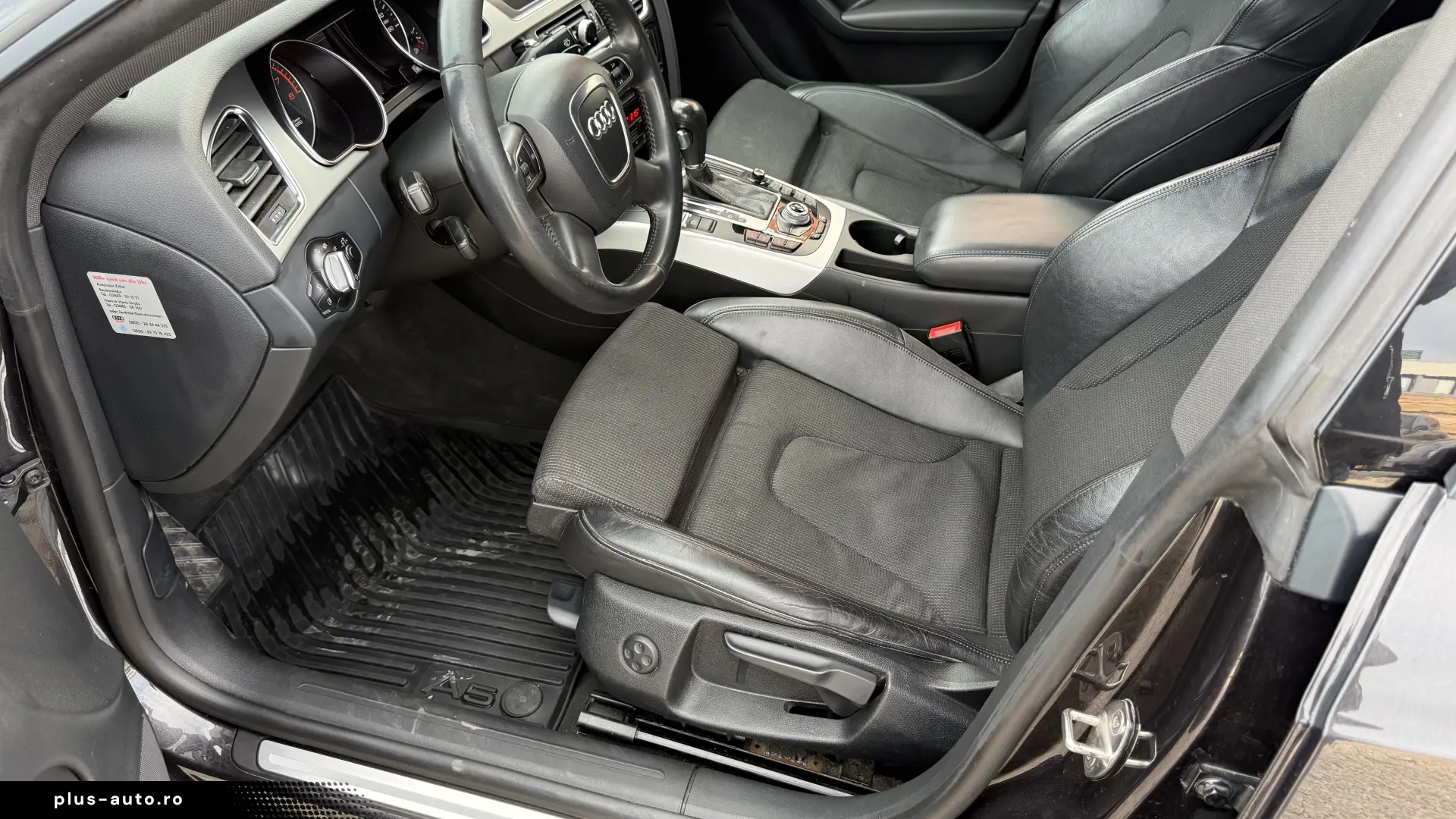 S-line  interior-exterior
