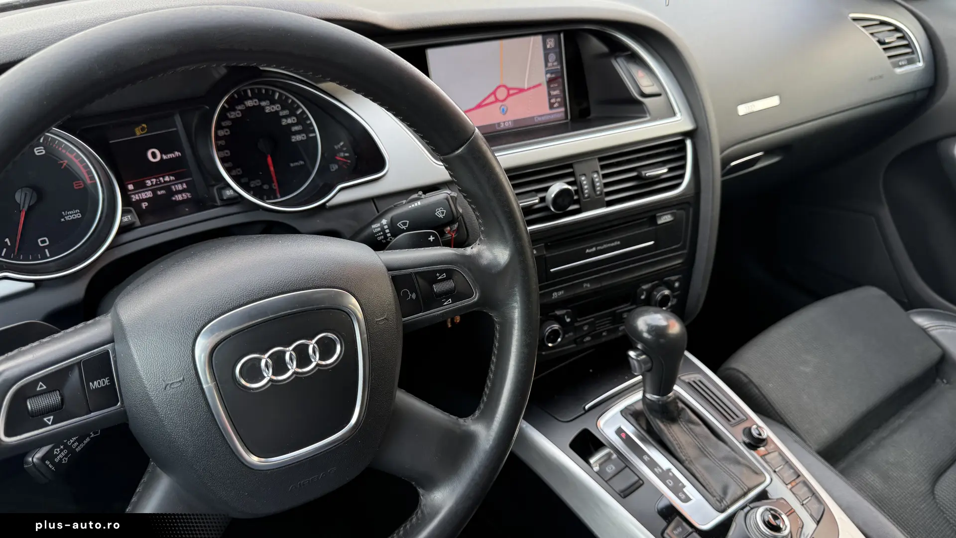 S-line  interior-exterior
