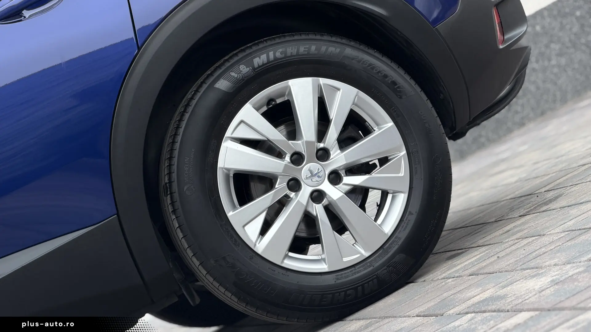PEUGEOT 3008 1.2 PureTech – AUTOMAT -  130CP - 2019