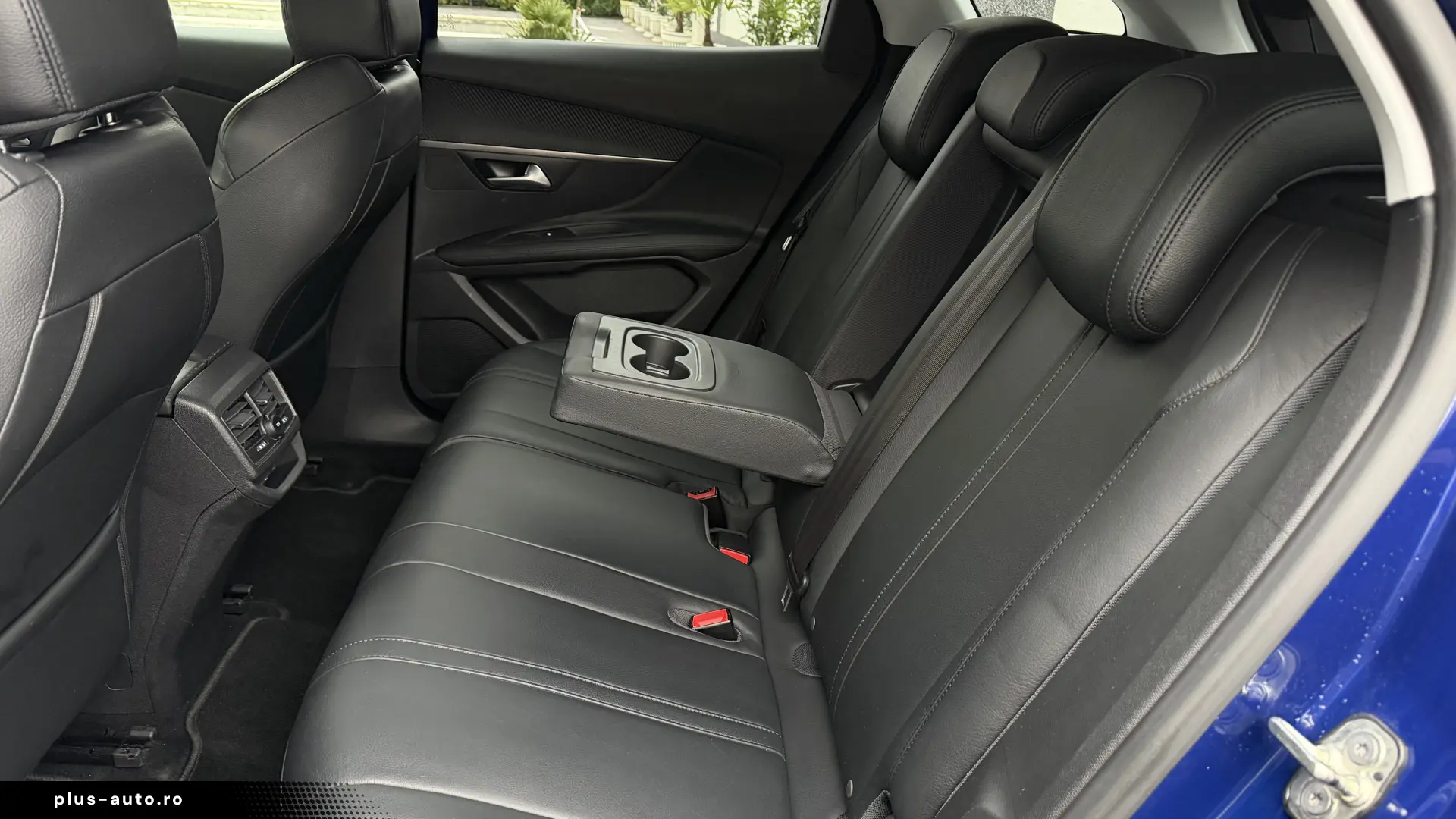 PEUGEOT 3008 1.2 PureTech – AUTOMAT -  130CP - 2019