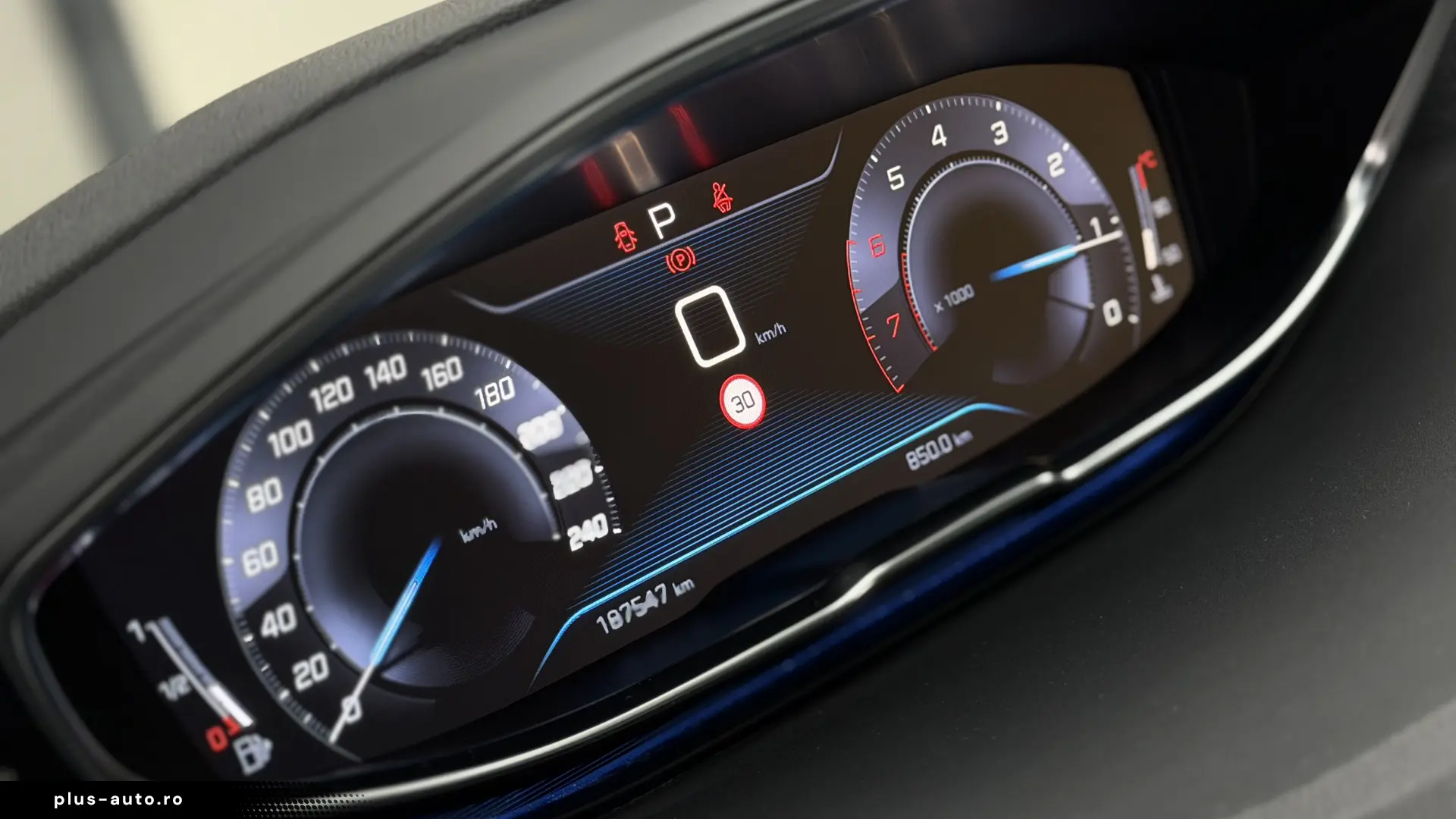 PEUGEOT 3008 1.2 PureTech – AUTOMAT -  130CP - 2019