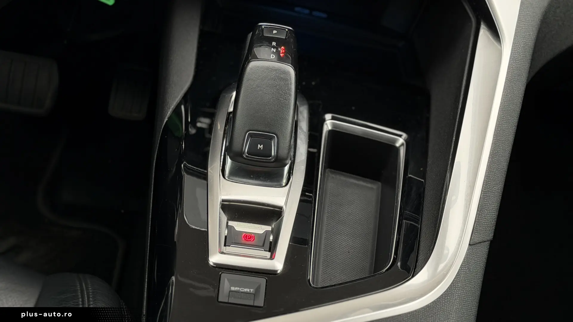 PEUGEOT 3008 1.2 PureTech – AUTOMAT -  130CP - 2019