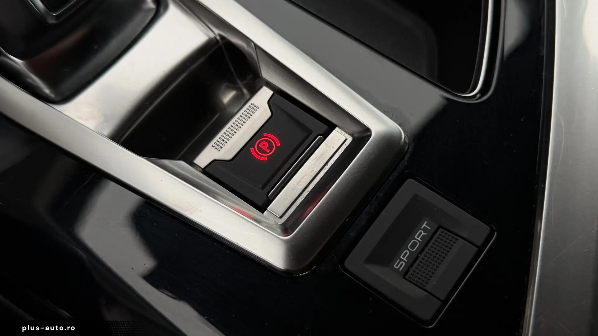 PEUGEOT 3008 1.2 PureTech – AUTOMAT -  130CP - 2019