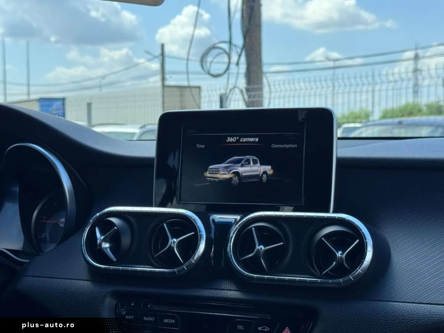 Mercedes-Benz X