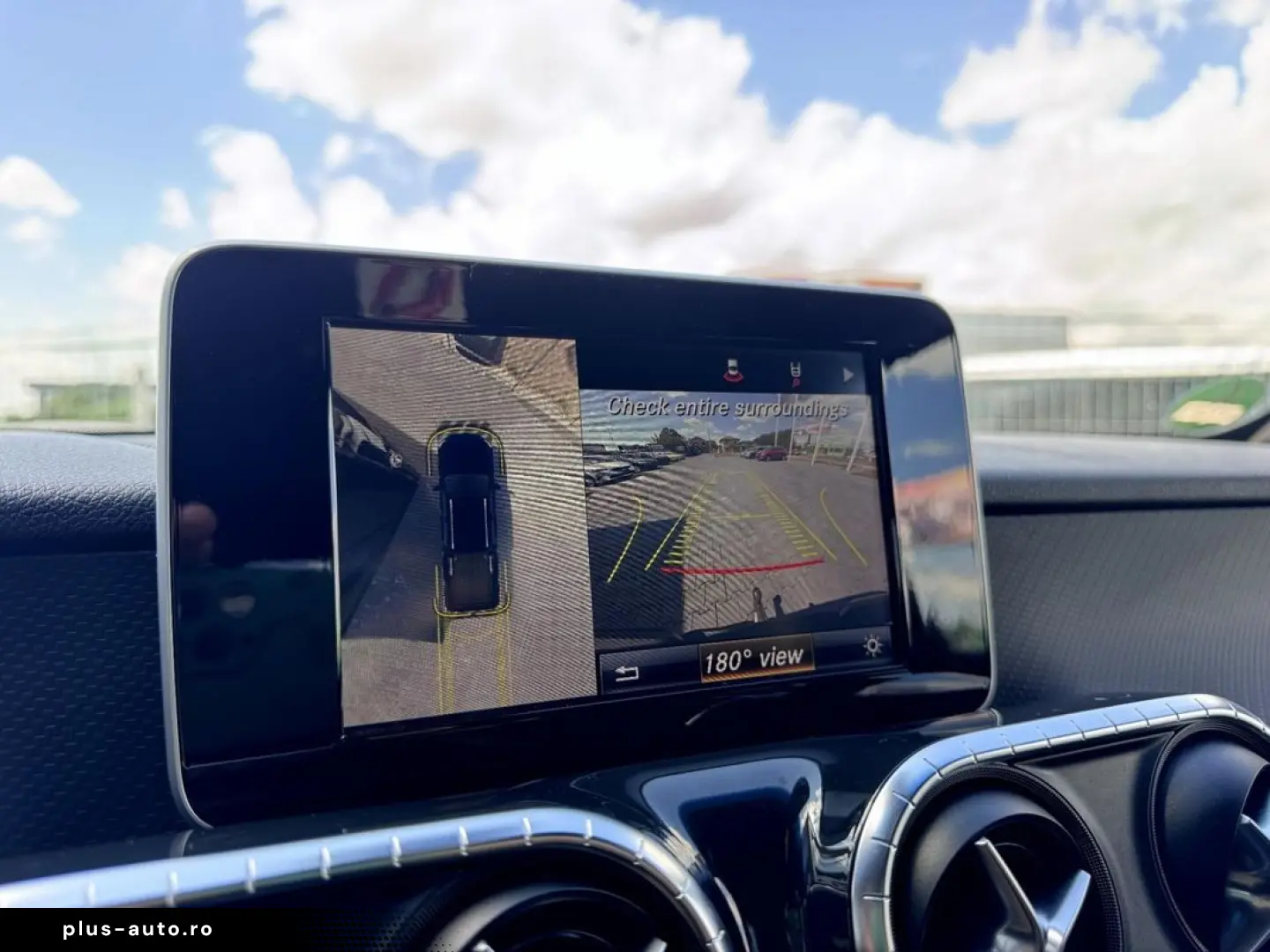 Mercedes-Benz X