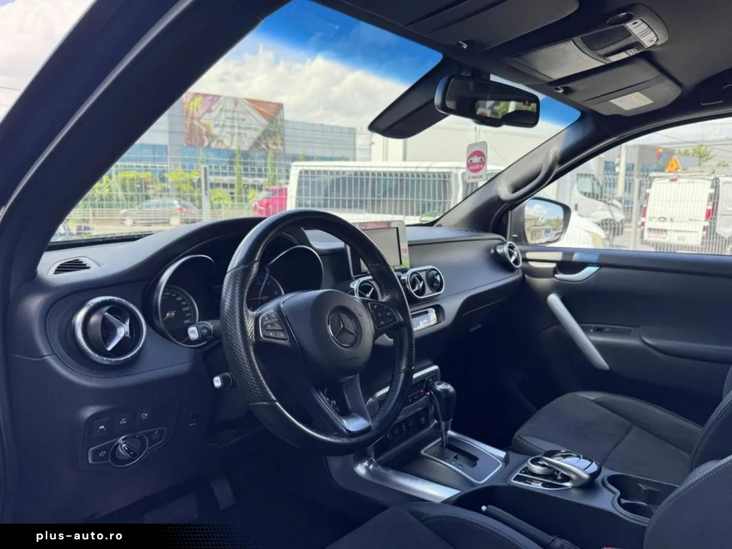 Mercedes-Benz X