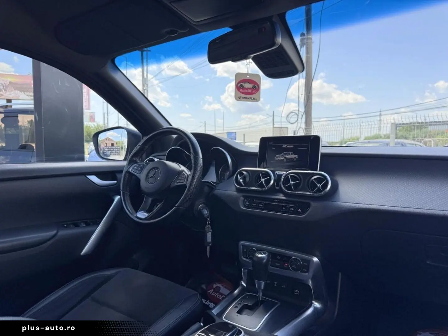 Mercedes-Benz X