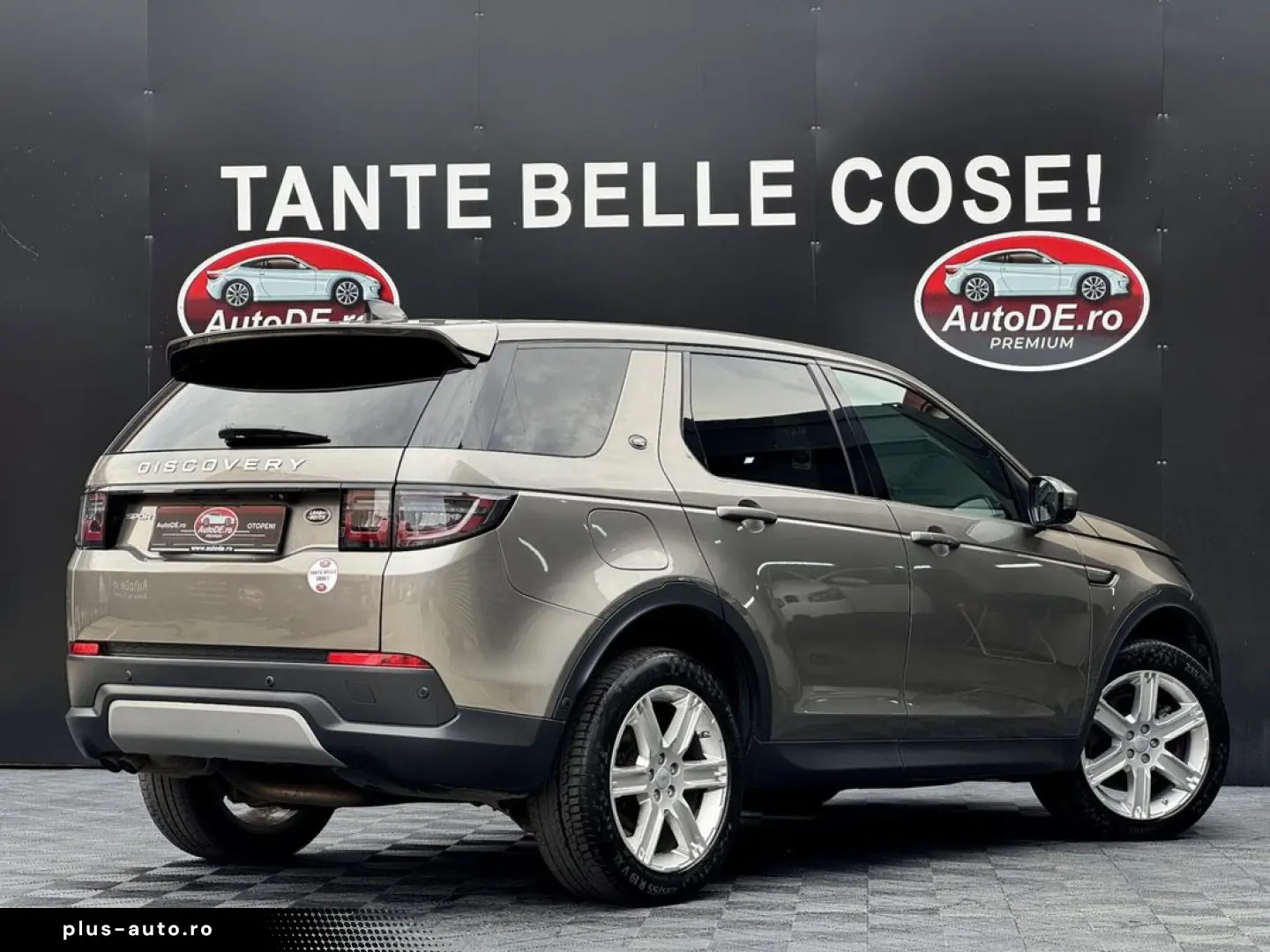 Land-Rover Discovery-Sport