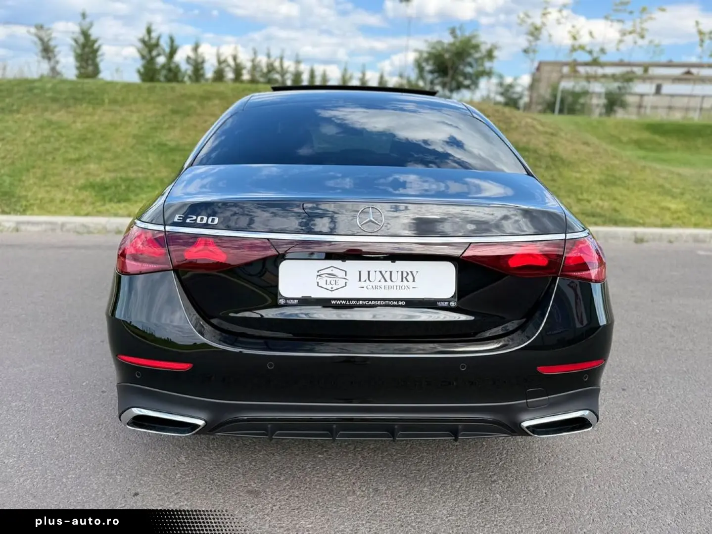 Mercedes-Benz E