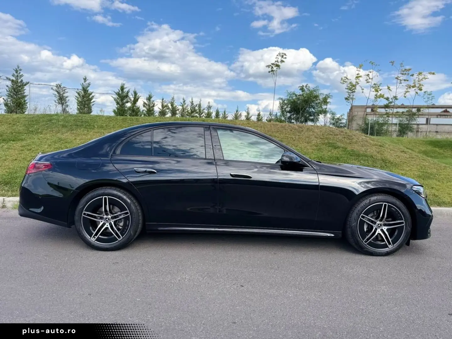 Mercedes-Benz E
