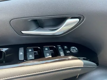 HYUNDAI Tucson 1.6 T-GDI Prime PHEV 4WD PANO 360 CAM ECS