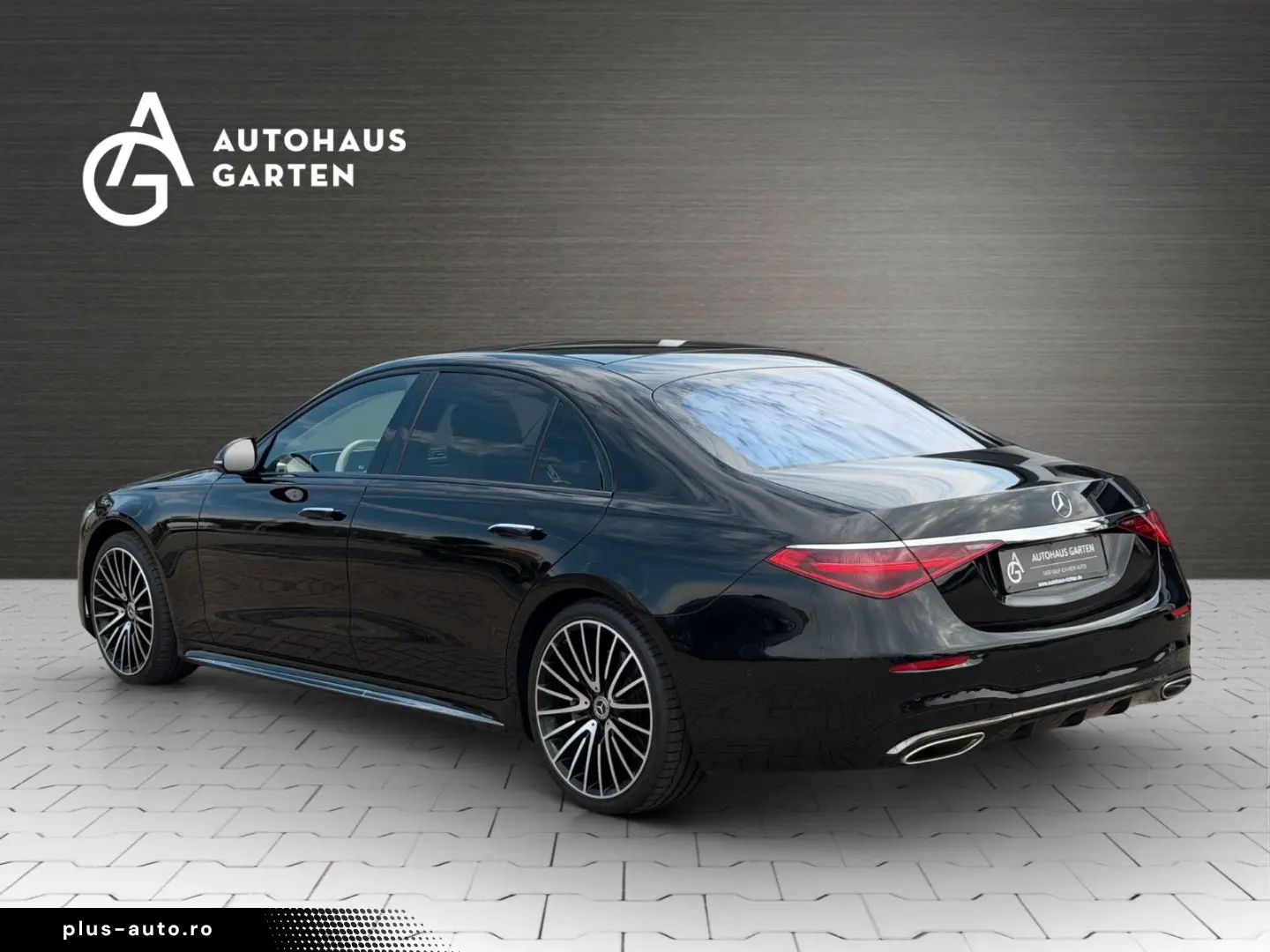 MERCEDES-BENZ S 580 4Matic Lang AMG Night Chauffeur TV-Fond