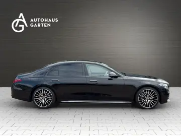 MERCEDES-BENZ S 580 4Matic Lang AMG Night Chauffeur TV-Fond