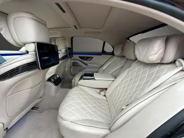 MERCEDES-BENZ S 580 4Matic Lang AMG Night Chauffeur TV-Fond