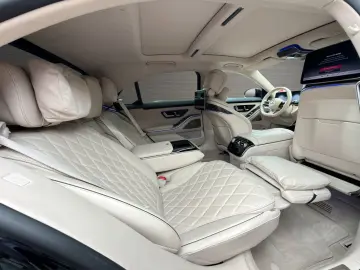 MERCEDES-BENZ S 580 4Matic Lang AMG Night Chauffeur TV-Fond