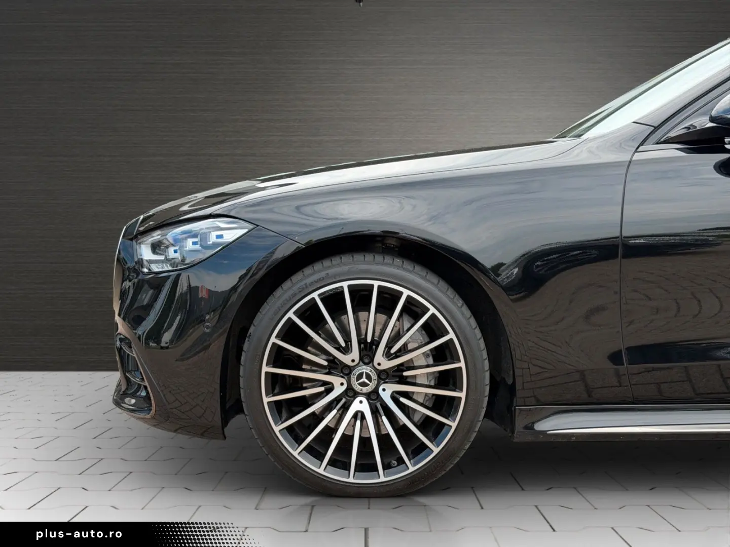 MERCEDES-BENZ S 580 4Matic Lang AMG Night Chauffeur TV-Fond