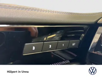 VW Touareg HYBRID R DYNAUDIO AHK 360 CAM ACC LM21