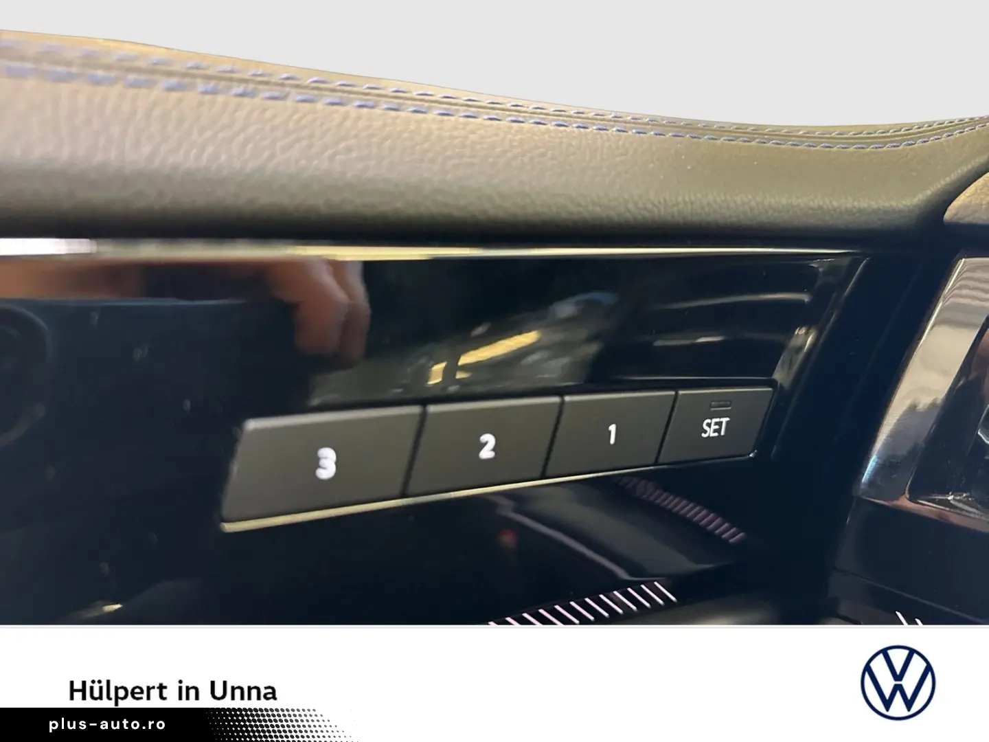 VW Touareg HYBRID R DYNAUDIO AHK 360 CAM ACC LM21