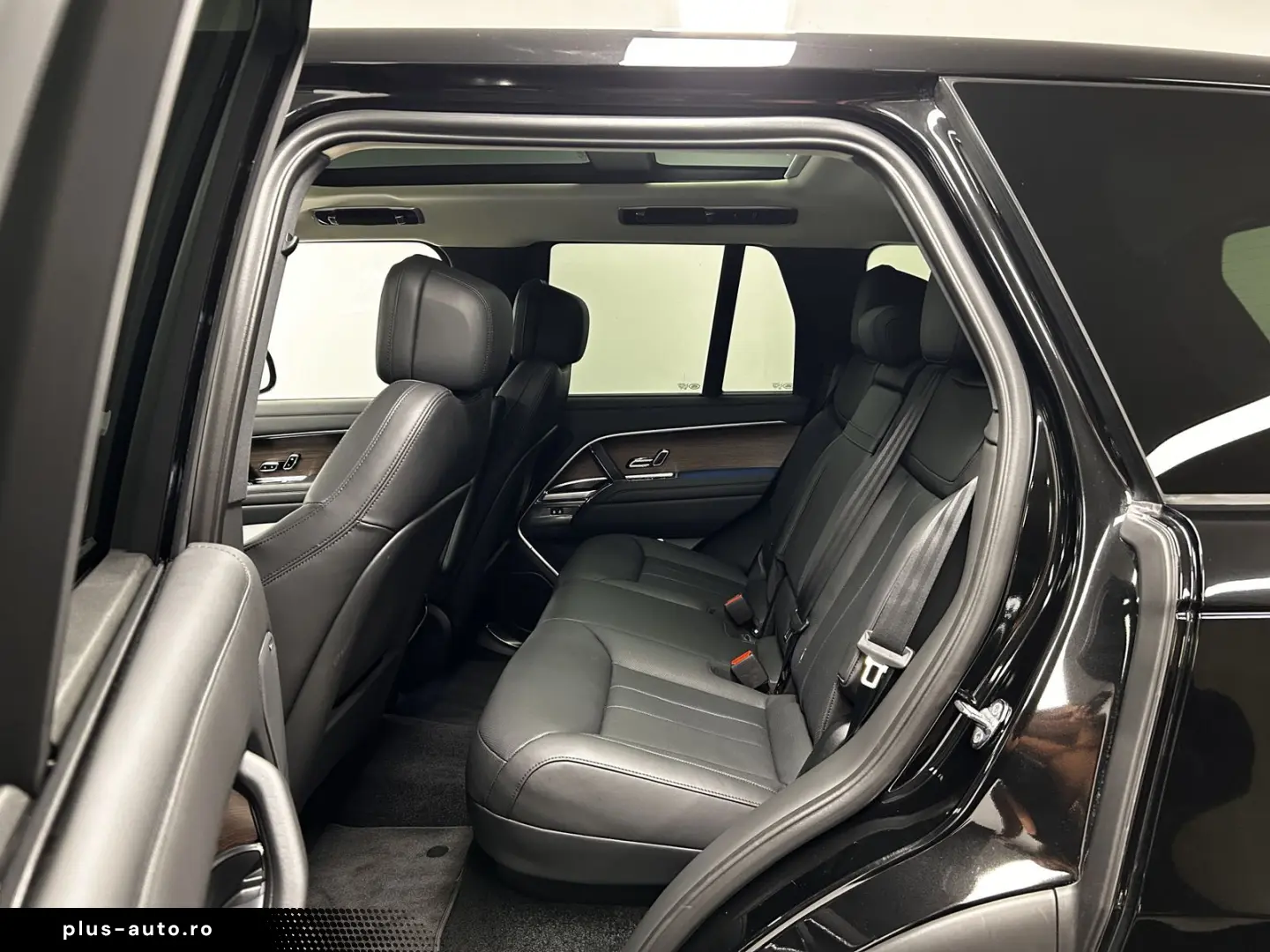 LAND ROVER Range Rover P530 HSE (L460) Pano. Head-Up DAB Kl