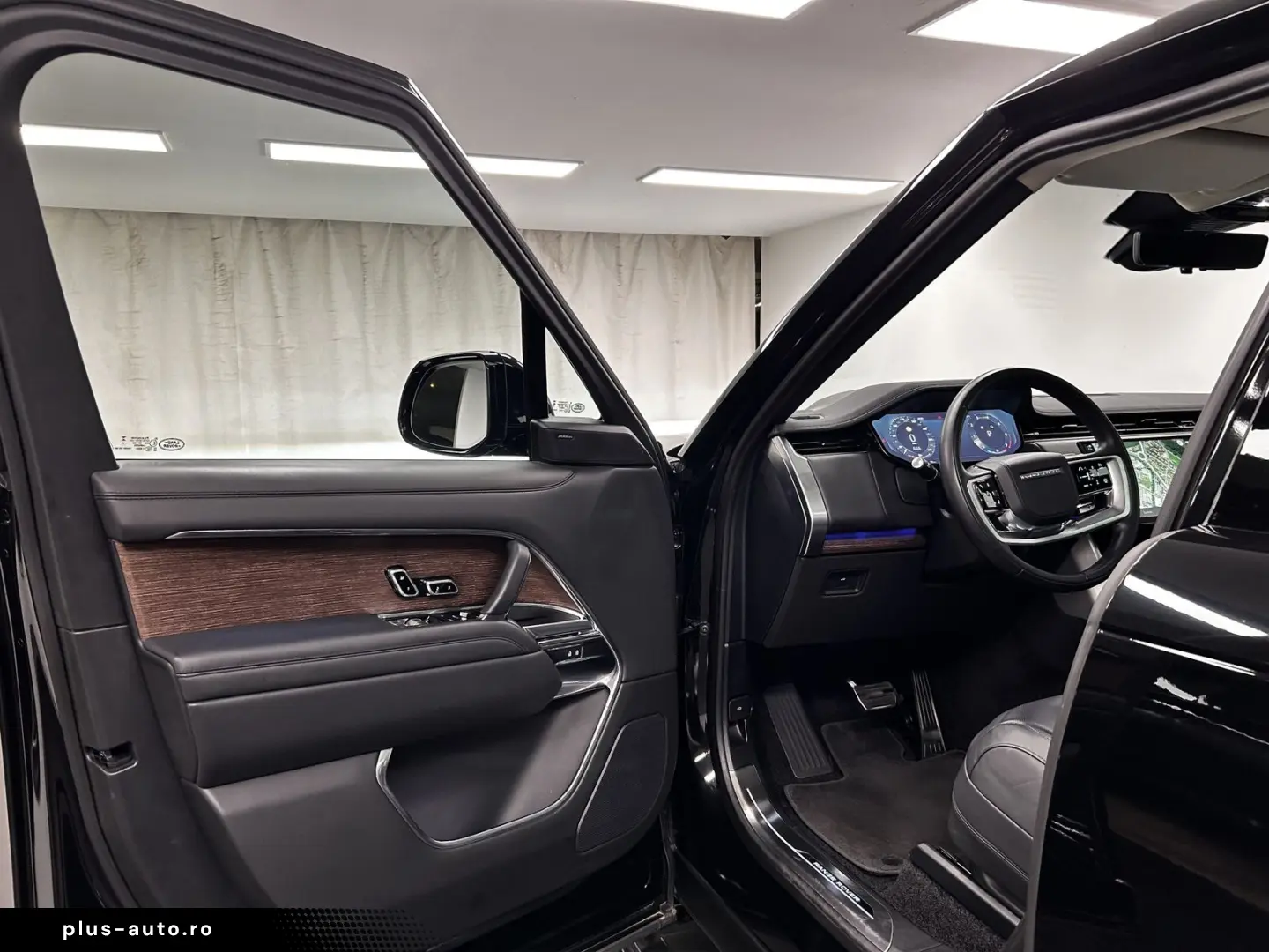 LAND ROVER Range Rover P530 HSE (L460) Pano. Head-Up DAB Kl