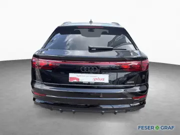 AUDI Q8 SUV