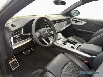 AUDI Q8 SUV