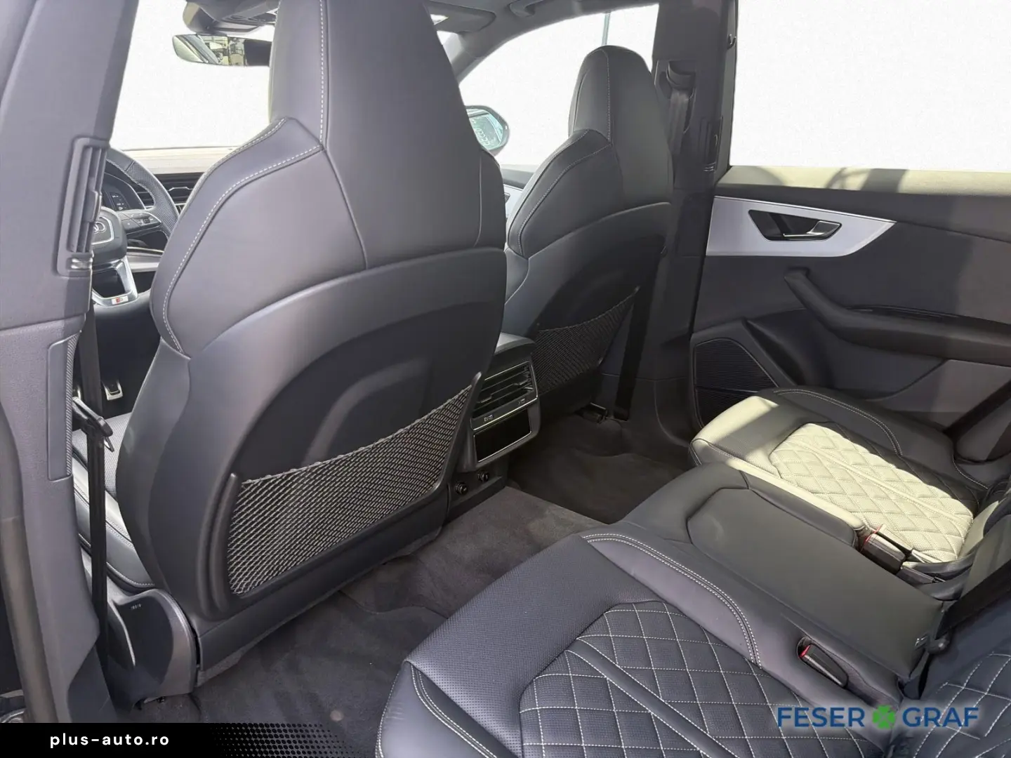 AUDI Q8 SUV