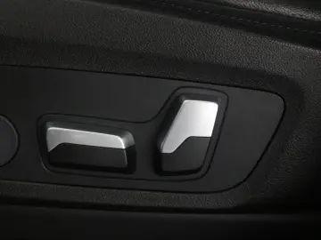 BMW X4 M40d Head-Up   H&K   21  Zoll   360    DAP