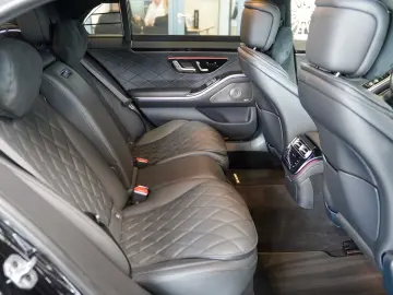 MERCEDES-BENZ S 450 d 4M AMG Line lang Night Paket N…