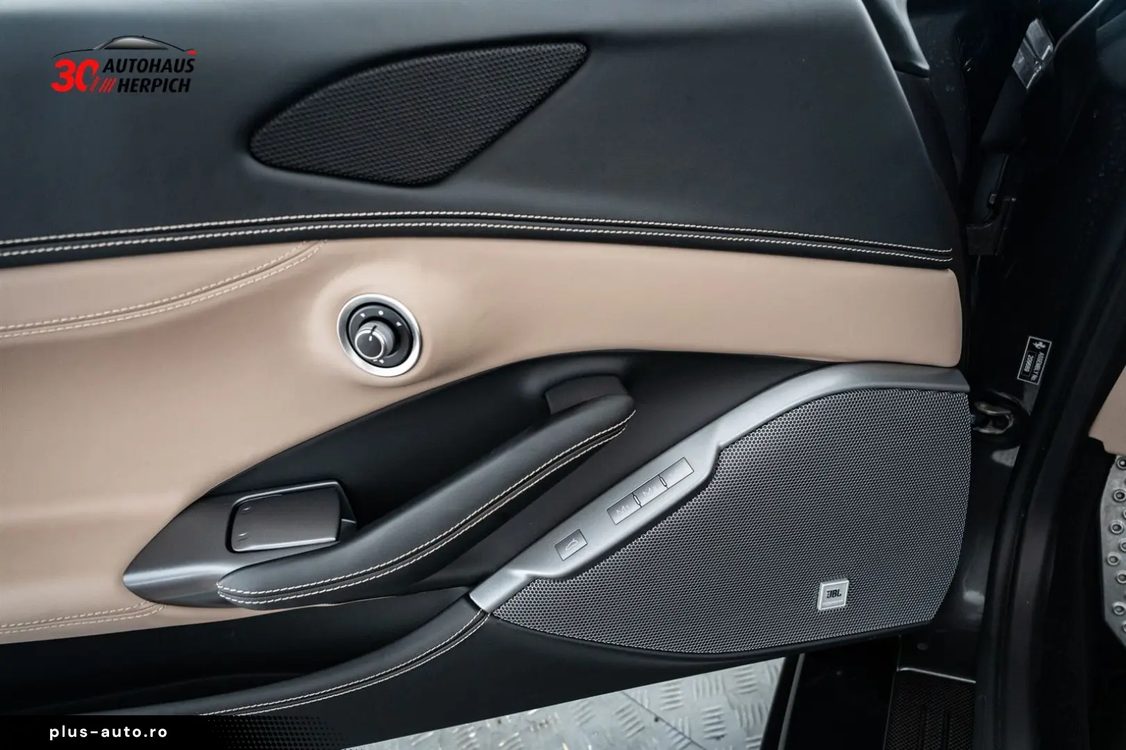 FERRARI Portofino M 20  JBL 360  Carbon Canne di Fucile 