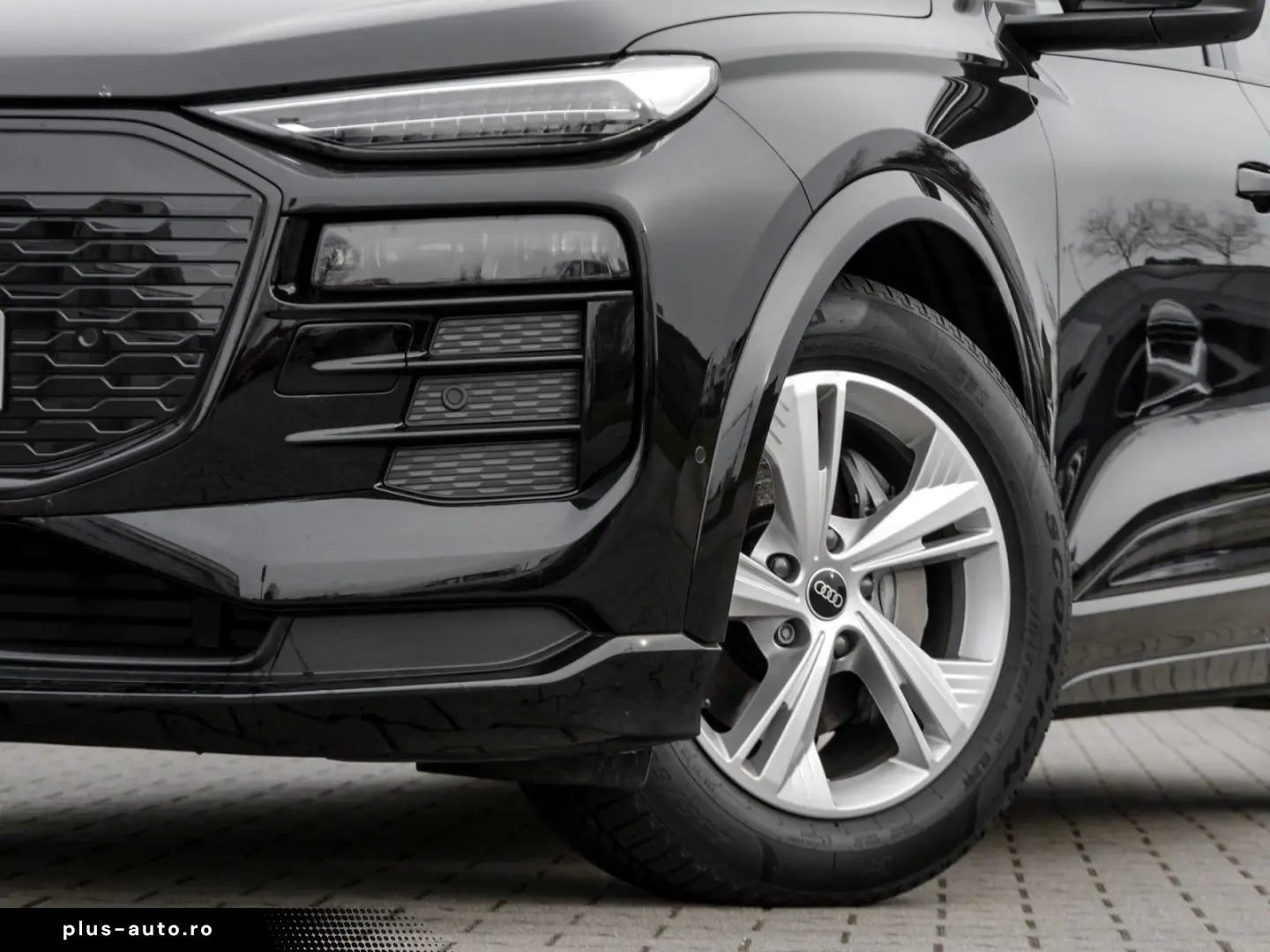 AUDI Q6 e-tron quattro Matrix Navi Pano AHK 20  Luftf